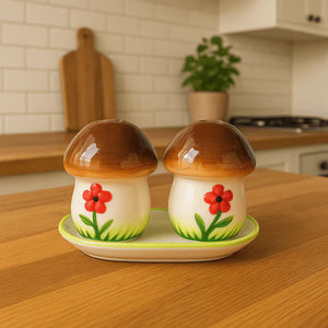 Salt n Pepper Shakers